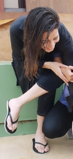 Mehwish Hayat feet photo thumbnail