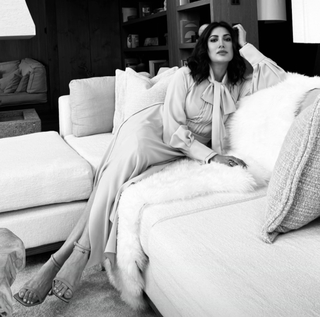 Mehwish Hayat feet photo thumbnail
