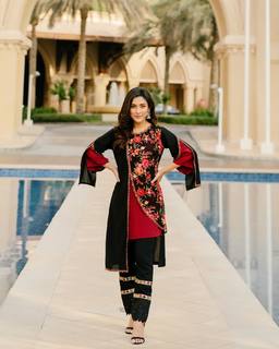 Mehzabien Chowdhury feet photo 14