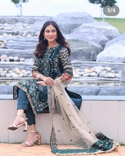 Mehzabien Chowdhury feet photo 10