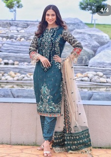 Mehzabien Chowdhury feet photo 9