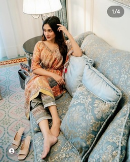 Mehzabien Chowdhury feet photo 8