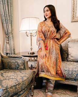 Mehzabien Chowdhury feet photo 6