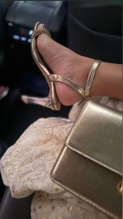 Mehzabien Chowdhury feet photo 7
