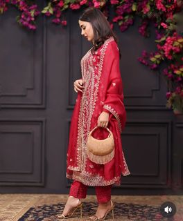 Mehzabien Chowdhury feet photo 10