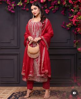 Mehzabien Chowdhury feet photo 9