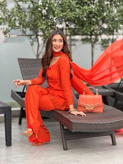 Mehzabien Chowdhury feet photo 5