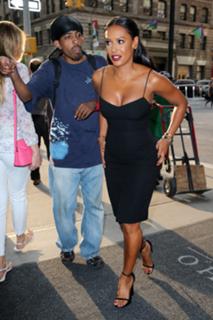 Mel B feet photo thumbnail