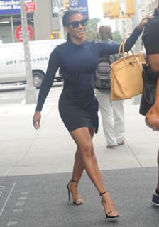 Mel B feet photo thumbnail