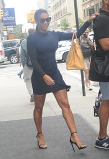 Mel B feet photo thumbnail