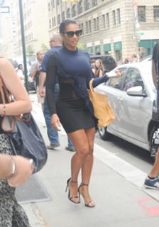 Mel B feet photo thumbnail