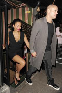 Mel B feet photo thumbnail