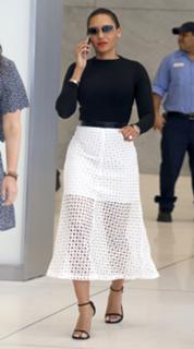 Mel B feet photo thumbnail
