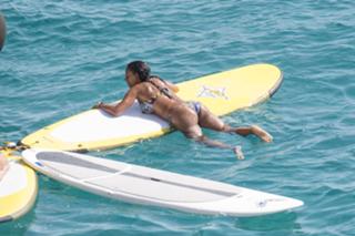Mel B feet photo thumbnail