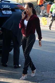 Mel B feet photo thumbnail