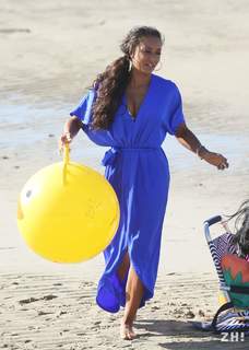 Mel B feet photo thumbnail
