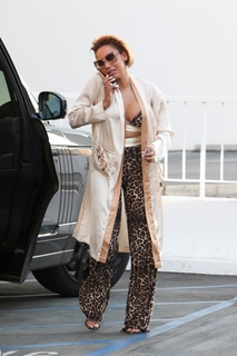Mel B feet photo thumbnail