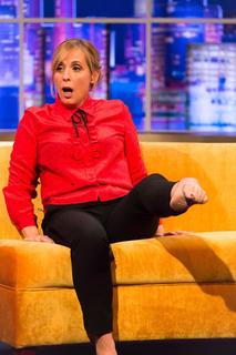 Mel Giedroyc feet photo 3