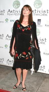 Mel Harris feet photo 13