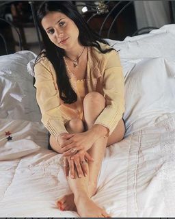 Mel Lisboa feet photo 11