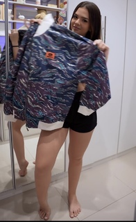 Mel Maia feet photo thumbnail
