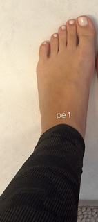 Mel Maia feet photo thumbnail