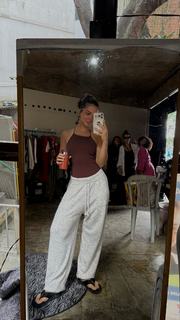 Mel Maia feet photo thumbnail