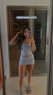 Mel Maia feet photo thumbnail