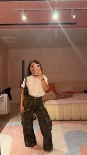 Mel Maia feet photo thumbnail