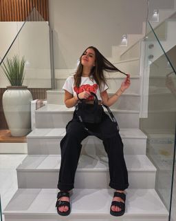 Mel Maia feet photo 7