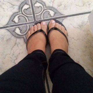 Mel Ravasio feet photo 17