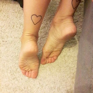 Mel Ravasio feet photo 19
