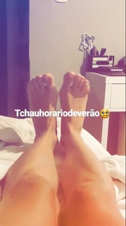Mel Ravasio feet photo 11