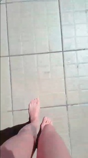 Mel Ravasio feet photo 17