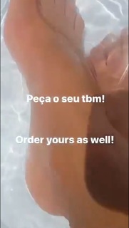 Mel Ravasio feet photo 8