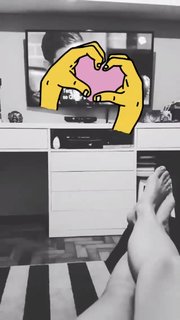 Mel Ravasio feet photo 19