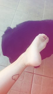 Mel Ravasio feet photo 10