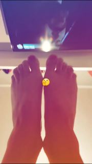 Mel Ravasio feet photo 3