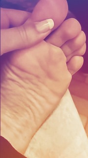 Mel Ravasio feet photo 6