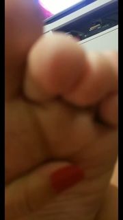 Mel Ravasio feet photo 11