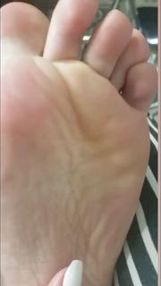 Mel Ravasio feet photo 1