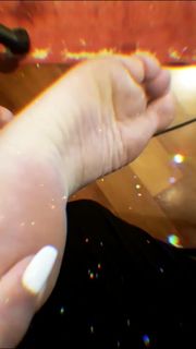 Mel Ravasio feet photo 10