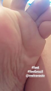 Mel Ravasio feet photo 4