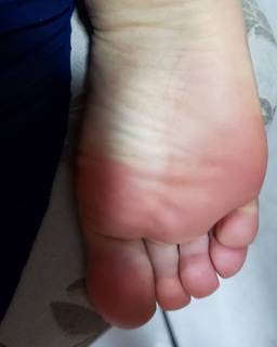 Mel Ravasio feet photo 7