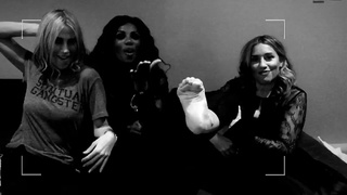 Melanie Blatt feet photo 3