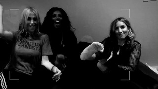 Melanie Blatt feet photo 2