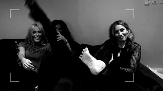Melanie Blatt feet photo 15