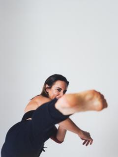 Melanie C feet photo thumbnail