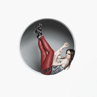 Melanie C feet photo thumbnail
