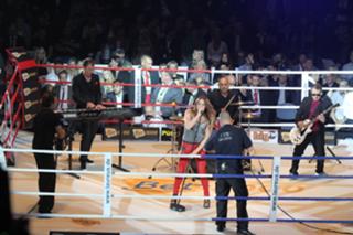 Melanie C feet photo thumbnail